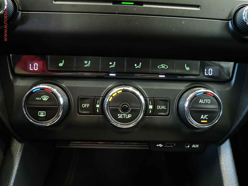 Škoda Octavia (2013) 2.0TDi, 2.maj,ČR, Xenon, AC - fotka 19 z 22