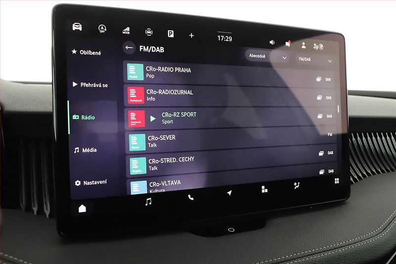 Škoda Superb (2025) 2.0 TSI - fotka 13 z 31