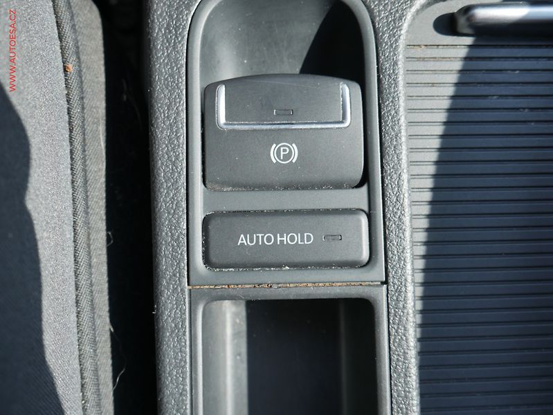 Volkswagen Tiguan (2009) 2.0 TSi 4x4, ČR, DSG, bixen - fotka 19 z 19
