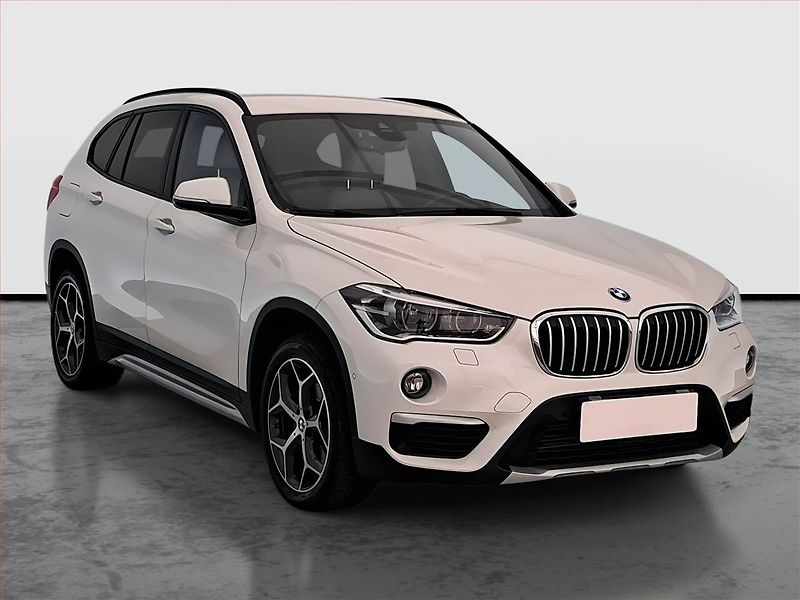 BMW X1 (2019) sDrive18d, Automat, ČR,1.maj - fotografie inzerátu