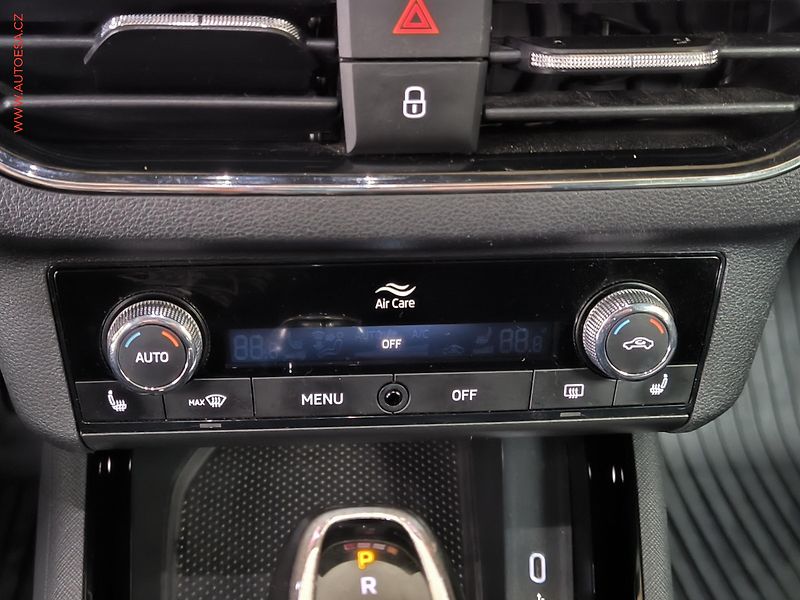Škoda Scala (2021) 1.5 TSi, ČR, DSG, LED, kamera - fotka 15 z 17