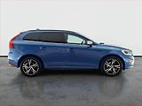 Volvo XC60 (2017) R-Design D4, 4X4, Automat - náhled 6