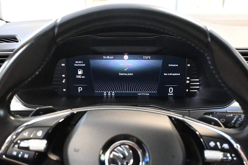 Škoda Superb (2022) 2.0 DSG LED ACC Virtual Tažné - fotka 30 z 35