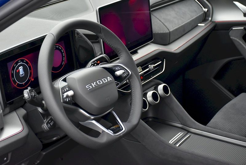 Škoda Kodiaq (2025) Sportline 2,0 TDI 142 kW 7° au - fotka 41 z 44