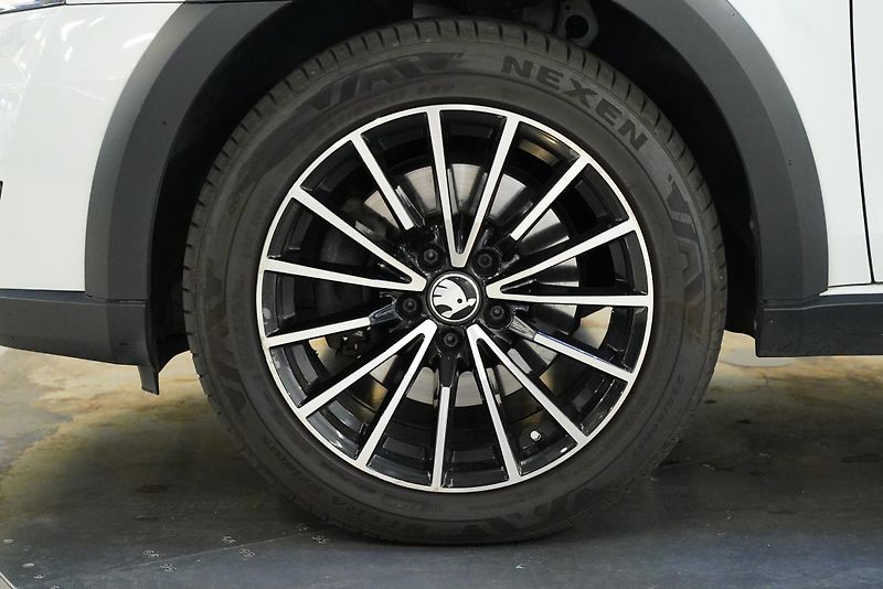 Škoda Octavia - fotka 10 z 28