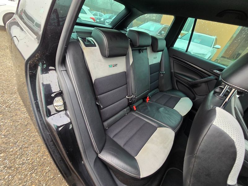 Škoda Octavia (2012) 2.0 TDi 125KW RS - fotka 19 z 22