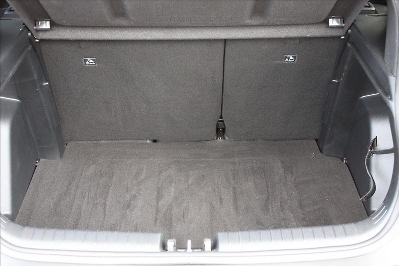 Hyundai Bayon 1,2 i  ČR,1.MAJ,DPH,ZÁRUKA - fotka 23 z 29