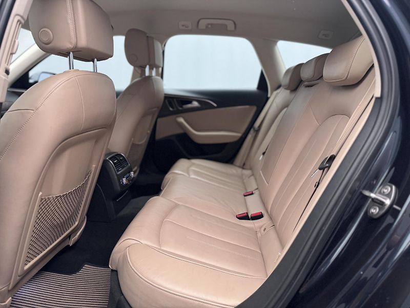 Audi A6 ALLROAD QUATTRO 3.0 TDI AUT - fotka 6 z 35