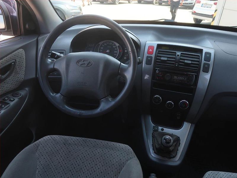 Hyundai Tucson (2004) 2.0 i, LPG, 4X4, po STK - fotka 7 z 13
