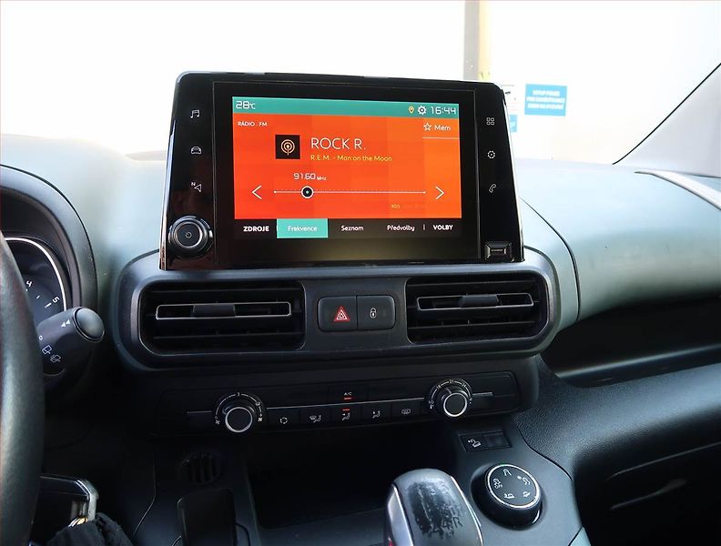 Citroën Berlingo (2020) Feel 1.5 BlueHDi, 5Míst, ČR - fotka 12 z 22