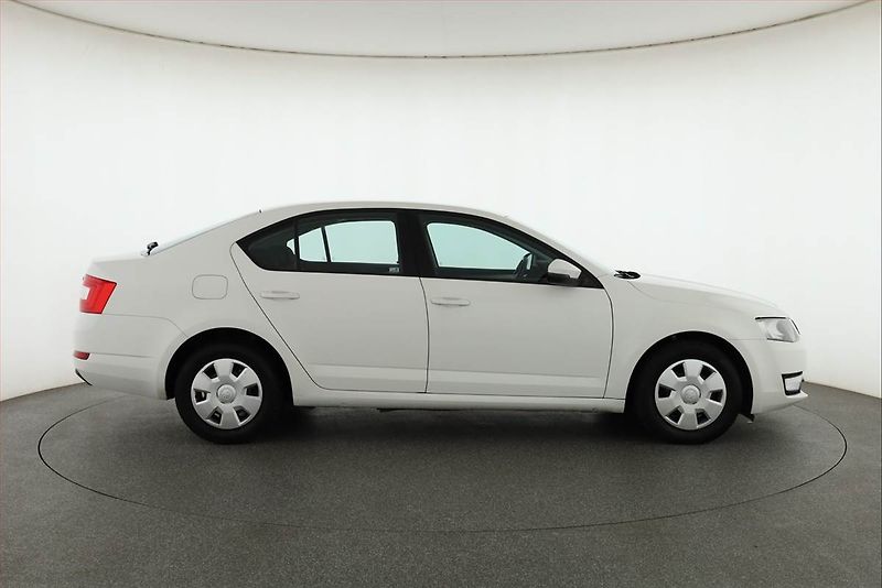Škoda Octavia (2016) Ambition 1.6 TDI, Automat - fotka 6 z 16