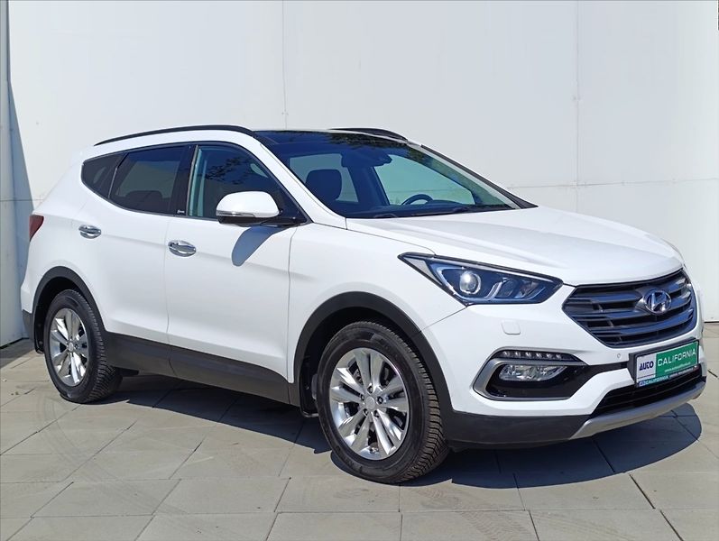 Hyundai Santa Fe 2,2 CRDi 4x4 Aut., Navi Kamera - fotka 5 z 45