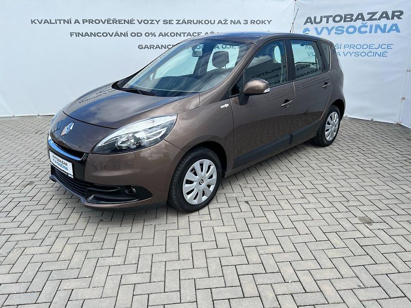 Renault Scénic (2012) 1.6i 16V 81kW Klima! Tažné! - fotka 1 z 28