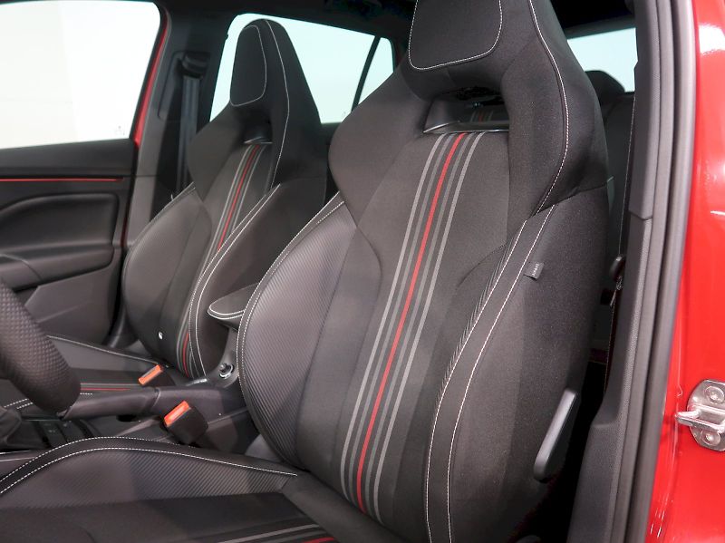 Škoda Scala (2026) MONTE CARLO 1.5TSI 110KW DSG P - fotka 14 z 38