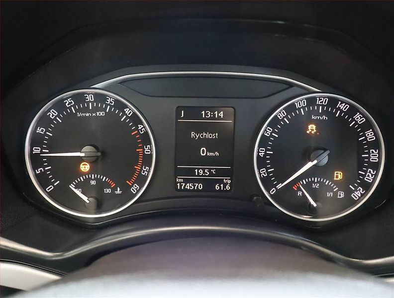 Škoda Octavia (2009) Ambiente 2.0 TDI, Navi - fotka 11 z 19