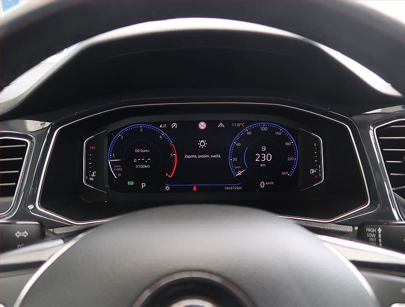 Volkswagen T-Roc (2018) 2.0 TDI 4Motion, 4X4, Automat - fotka 11 z 20