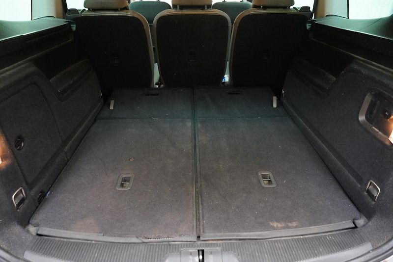 Seat Alhambra - fotka 25 z 26