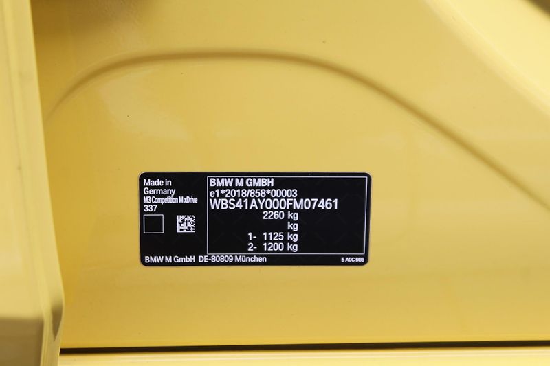BMW M3 Competition M xDrive Sedan - fotka 26 z 26