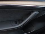 Tesla Model 3 (2023) Long Range 4WD 84kWh, SoH 97% - náhled 29