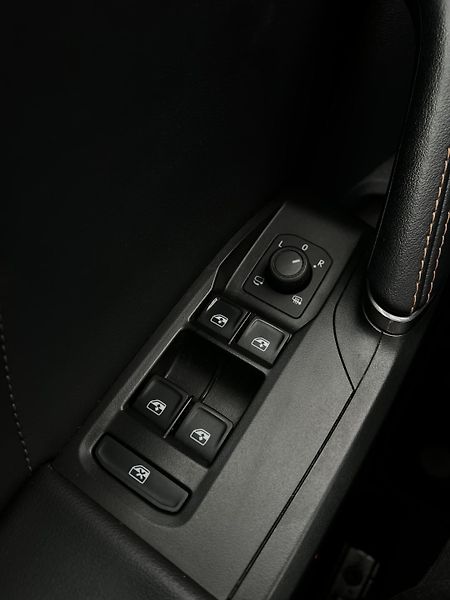 Cupra Leon ST 2.0TDI 110kW DSG 1.Maj DPH - fotka 20 z 25