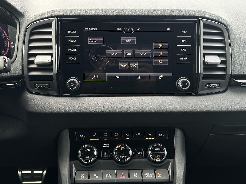 Škoda Karoq 2.0TDi 4x4 DSG Sportline 150PS - fotka 25 z 49