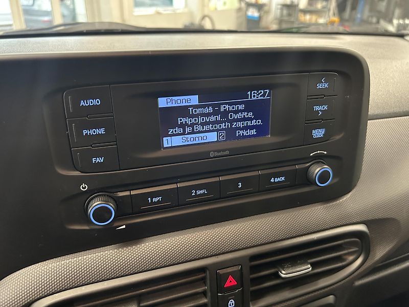 Hyundai i10 (2021) 1.0 Comfort GO Klima Tempomat - fotka 13 z 21