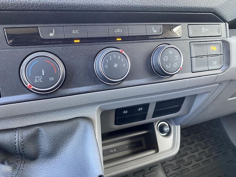 Volkswagen Crafter 2,0 TDI 130 kW FWD 6G - fotka 20 z 25