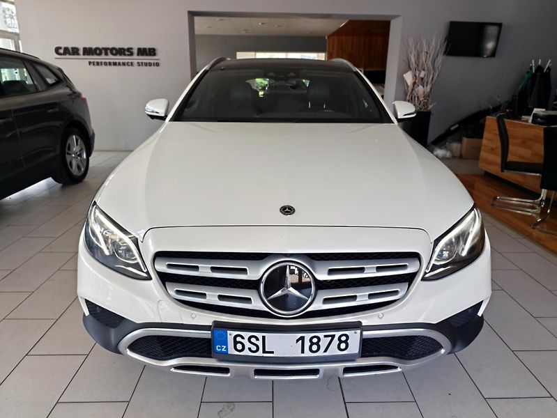 Mercedes-Benz Třídy E (2020) E220CDI All-terrain TOP VÝBAVA - fotka 3 z 25