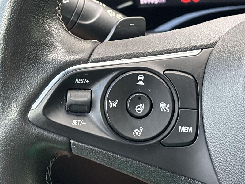 Opel Mokka (2022) 1.2 Turbo AT Ultimate - fotka 18 z 28