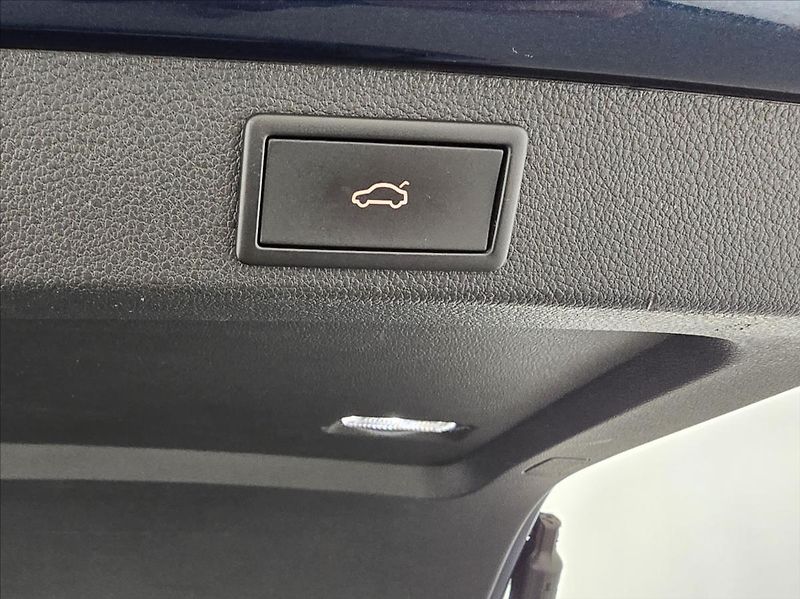 Škoda Superb 2,0 Style+, ACC, Virtual, Kame - fotka 21 z 25