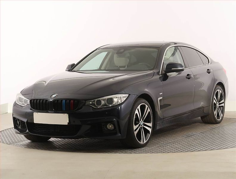 BMW Řada 4 (2015) 430d xDrive, 4X4, Automat - fotka 2 z 25