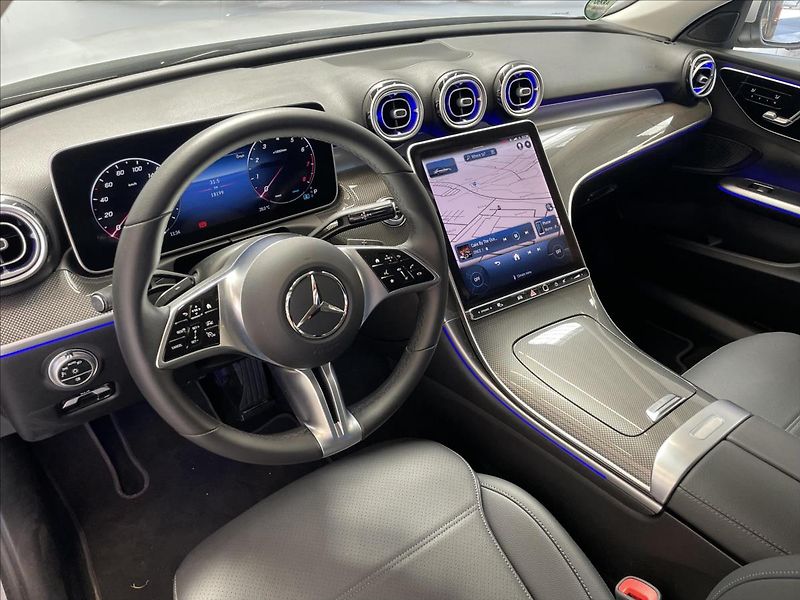 Mercedes-Benz Třídy C 200 4MATIC Avantgarde - fotka 9 z 22