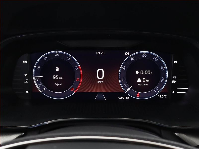 Škoda Octavia (2022) Ambition 1.5 TSI - fotka 9 z 18
