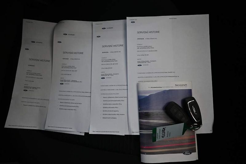 Ford Focus (2022) 1.5 LED ACC TITANIUM Tažné 8AT - fotka 36 z 39