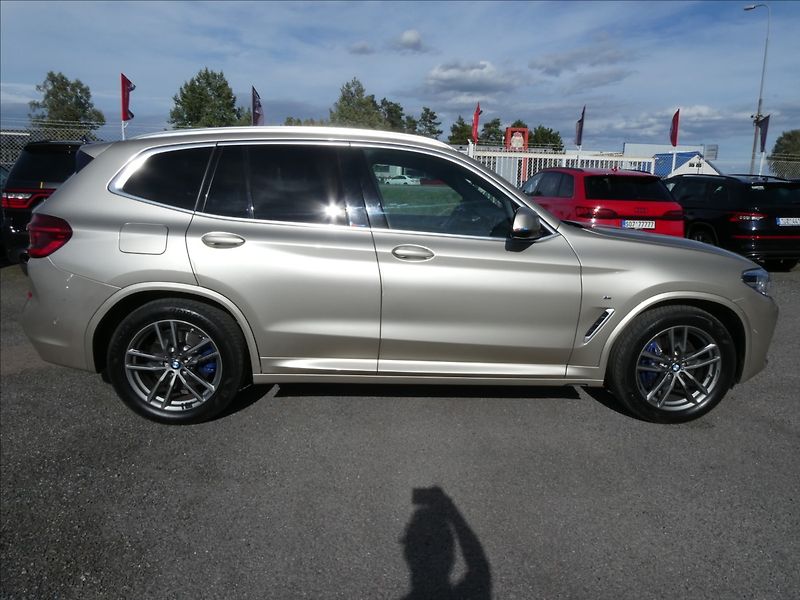 BMW X3 3,0 xDrive30d M-SPORT,2x kola - fotka 2 z 54