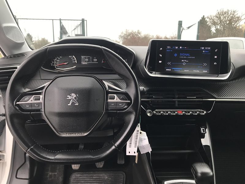 Peugeot 208 1.5 HDI 75 KW,1.MAJ,ČR,DPH... - fotka 12 z 14