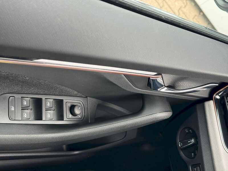 Škoda Kamiq (2026) Top Selection 1.0 TSI 85 kW DS - fotka 19 z 24