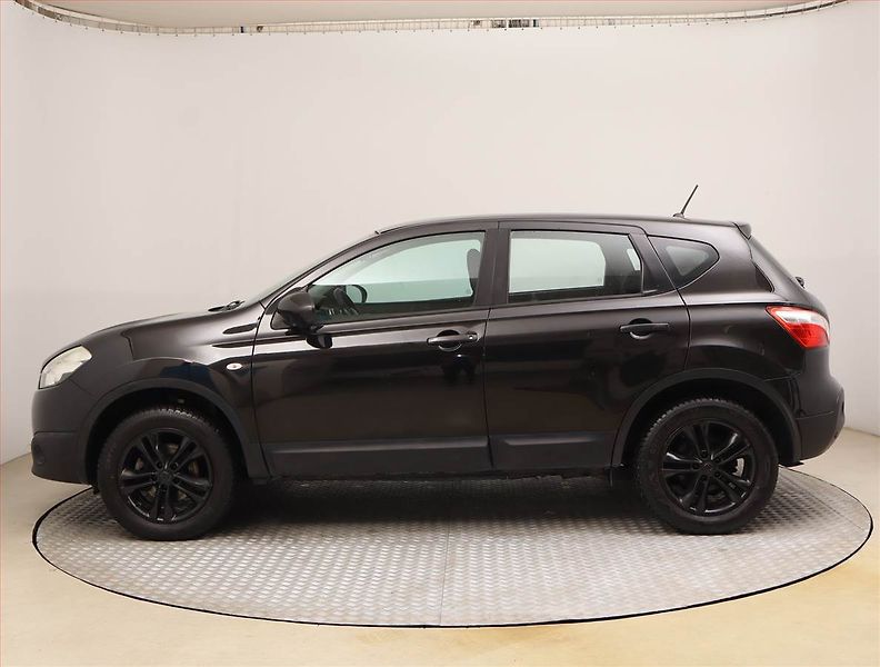 Nissan Qashqai (2011) 1.5 dCi, Tempomat - fotka 3 z 17