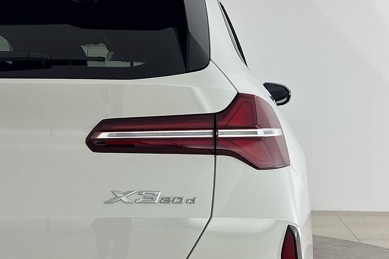 BMW X3 xDrive20d - fotka 4 z 18