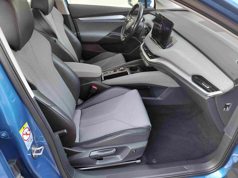 Škoda Enyaq (2023) iV 80  19ALU LED ACC  SOH-97%  - fotka 8 z 20