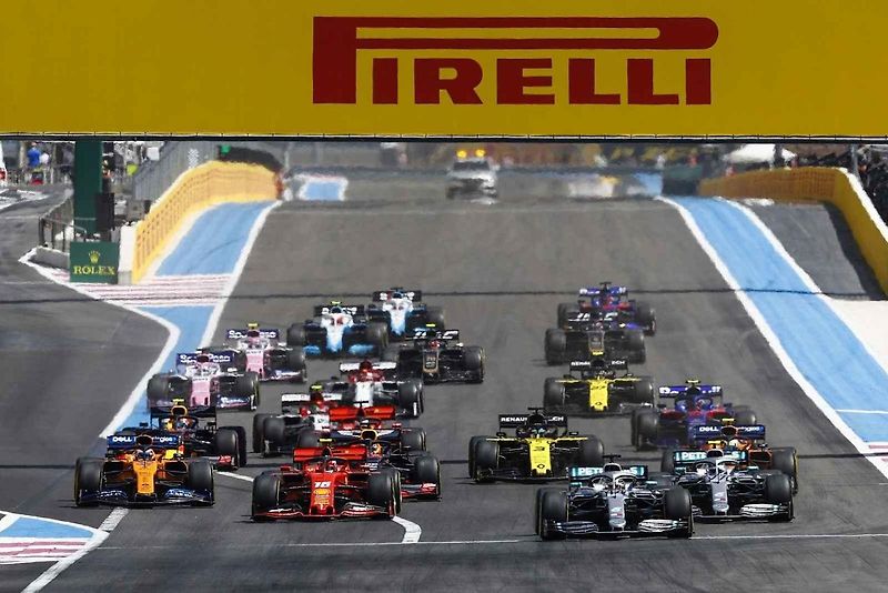 Pirelli je samozřejmě sponzorem mnoha sportovních akcí