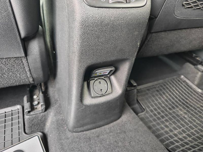 Kia Niro EXCLUSIVE 1,6GDi HEV - fotka 21 z 24