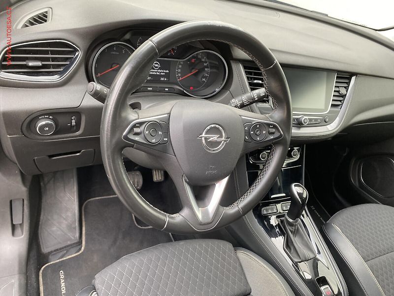 Opel Grandland X (2020) 1.5 CDTi, Innovation, AT - fotka 12 z 19