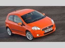 Facelift z roku 2006 ale dokázal pohřbít i tu poslední špetku „saabovosti“, kterou model 9-5 měl. Smutné, že tak nějak předznamenal úpadek celé automobilky.