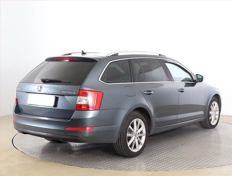 Škoda Octavia (2016) Style 2.0 TDI, Automat - fotka 5 z 19