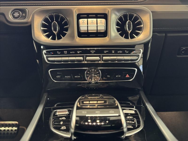 Mercedes-Benz Třídy G 63 AMG NEZÁVISLÉ TOPENÍ - fotka 22 z 28