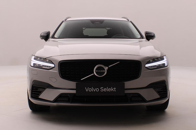Volvo V90 T6 AWD RECHARGE DARK PLUS - fotka 16 z 58