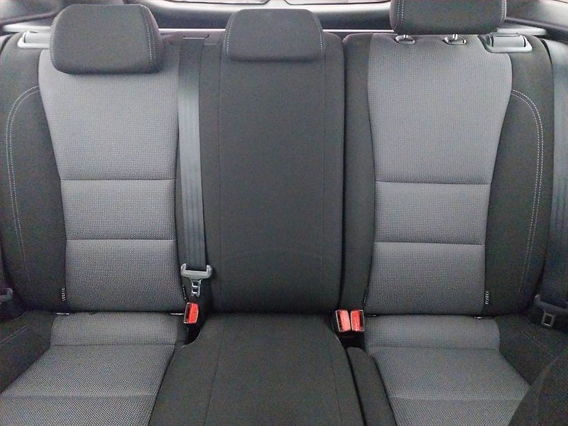 Hyundai i30 (2014) 1.6 CRDi, ČR,1.maj, Tempomat - fotka 10 z 17