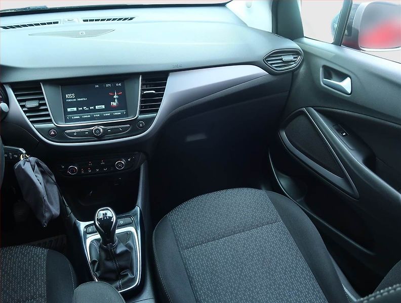 Opel Crossland X (2022) Edition 1.2, Serv.kniha - fotka 8 z 16