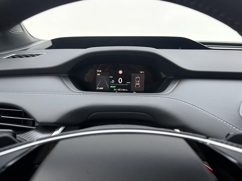 Škoda Elroq (2025) Sportline 60 63 kWh - fotka 9 z 22